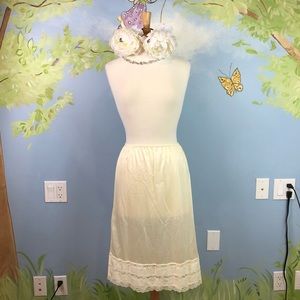 Sliperfection Cream Slip Skirt Women size M